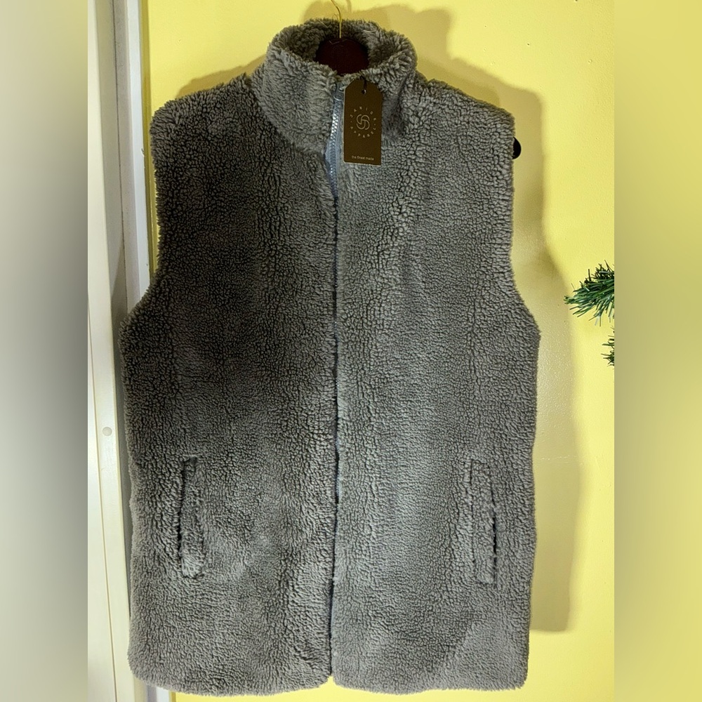 Janice Apparel NWT Ladies Sherpa Vest Grey One Size Fits Most